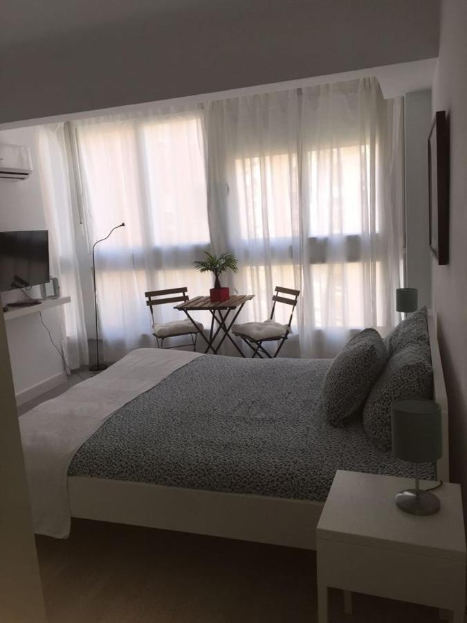 La Casita De La Playa Apartment Malaga Exterior photo